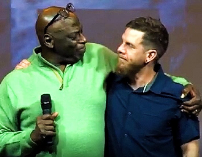 Pastor Walter Hooker and his kidney donor Andy Kaup, lead pastor of his church. (screenshot from Facebook video)